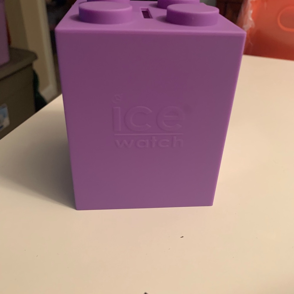 ICE watch - Picture 3 of 4